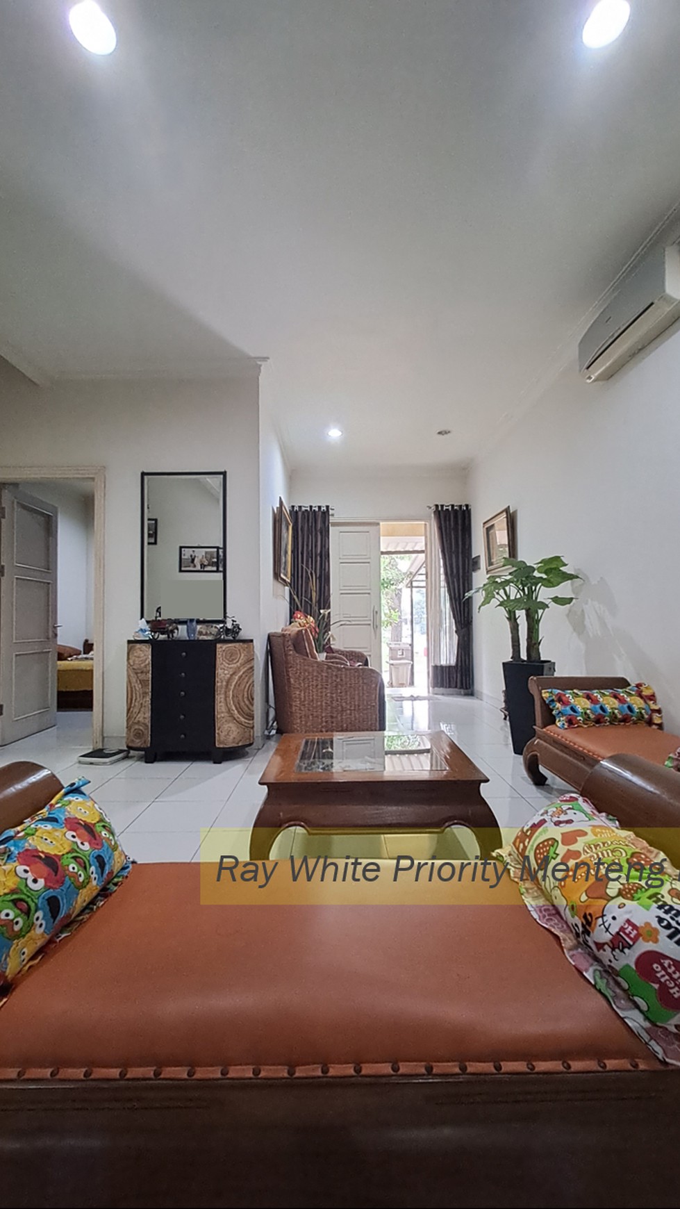 Rumah Semi-Furnished di Kawasan Eksklusif Pondok Hijau Golf, Gading Serpong, Tangerang Selatan