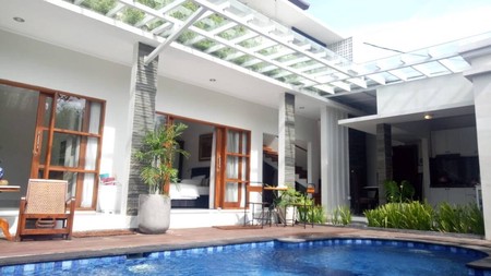 Villa modern, cantik dan siap huni cocok untuk invest dan huni di Jimbaran Bali