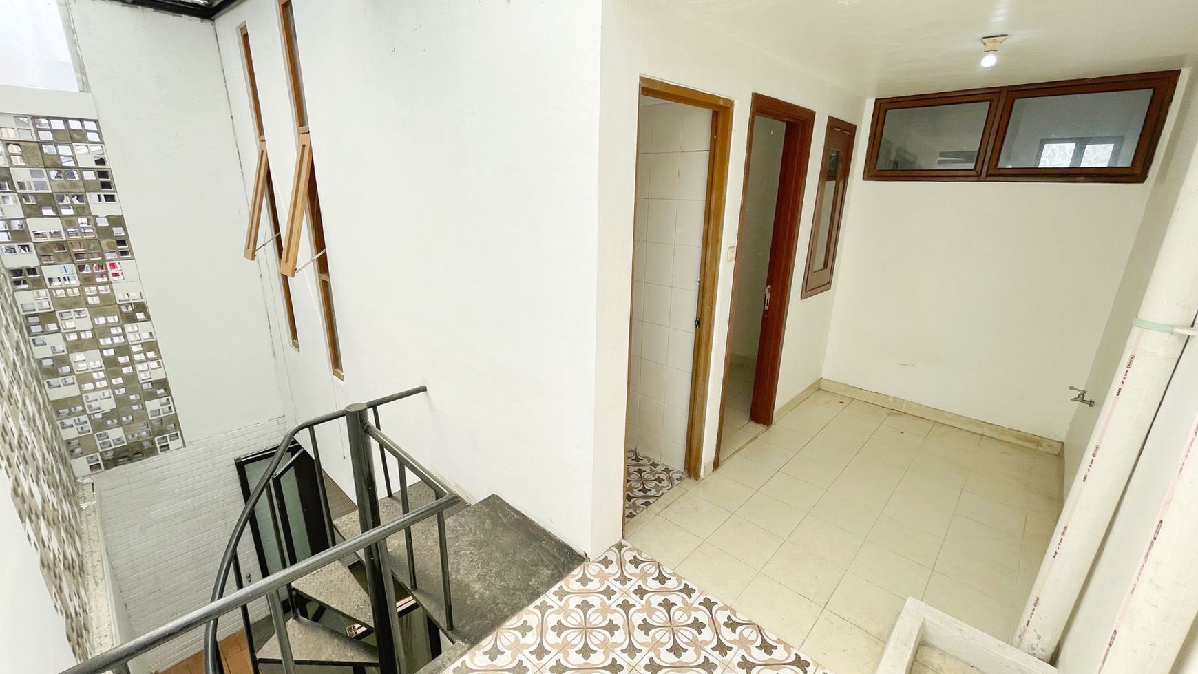 Rumah Bagus Fully Furnished Siap Huni di Discovery Fiore, Bintaro Jaya Sektor 9, Tangerang Selatan 