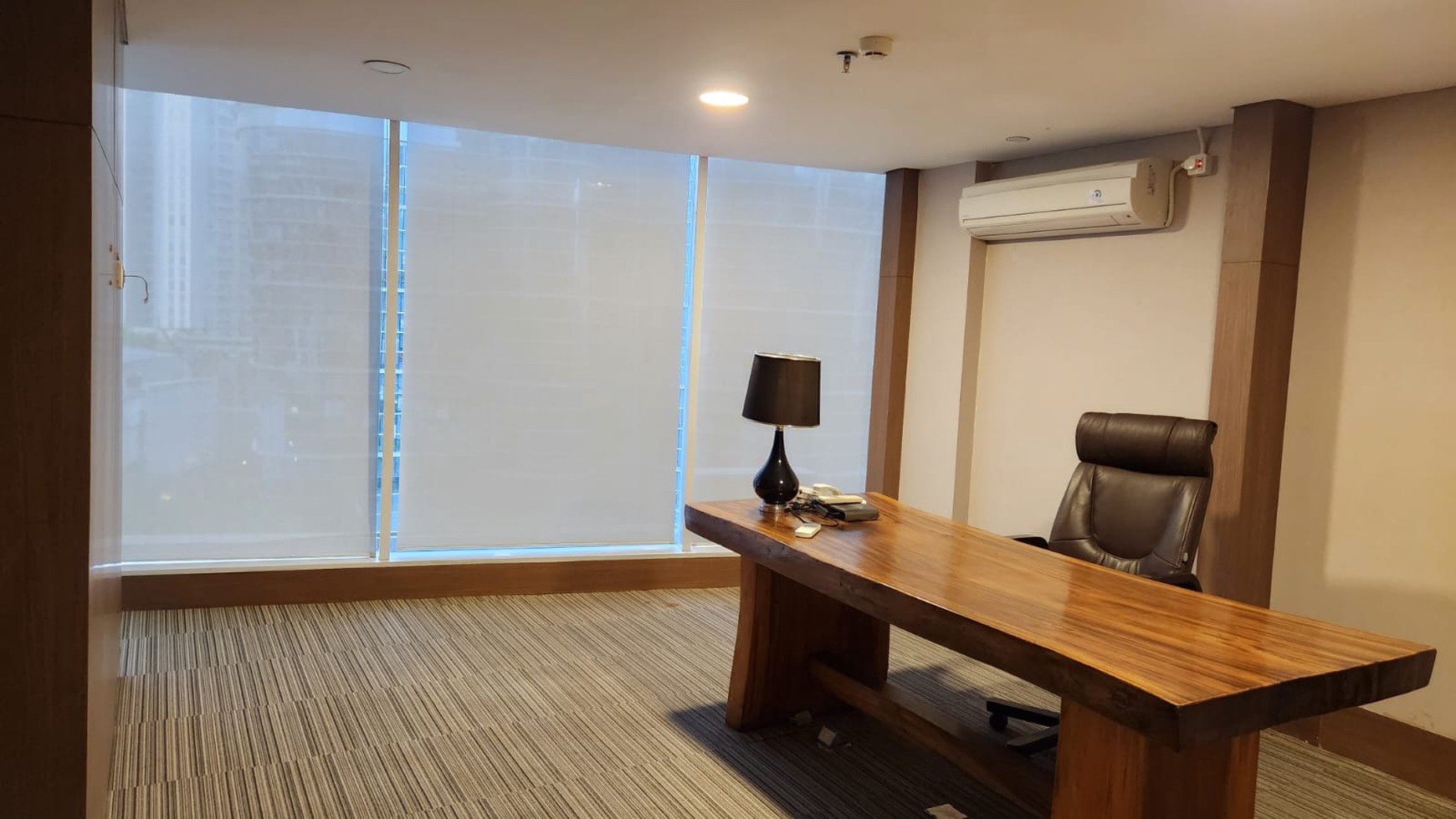 Disewakan Gedung Kantor di  Epicentrum Epiwak Office, Siap Pakai