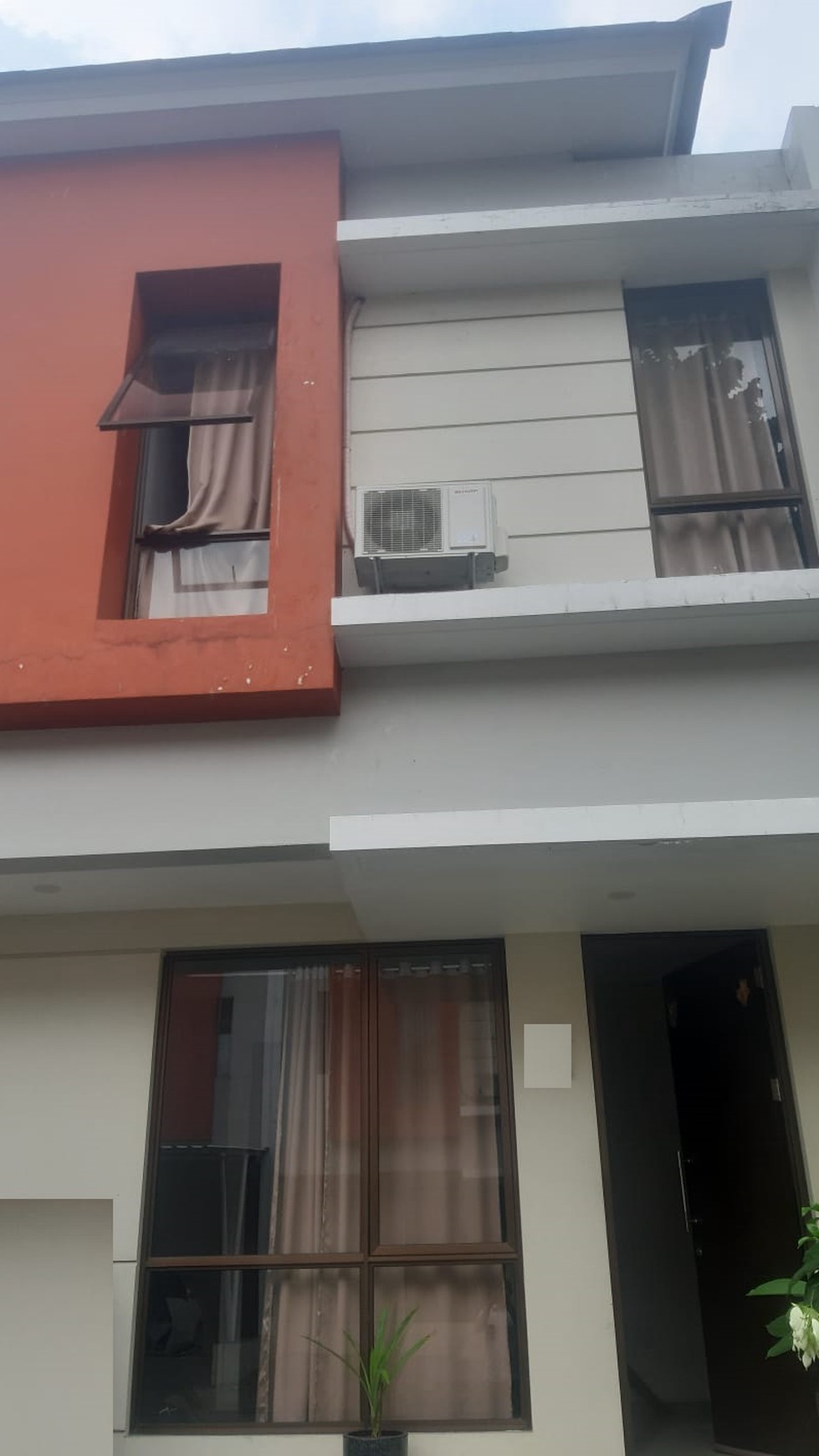 Rumah Minimalis Bagus Dalam Cluster Hot Sale di Graha Bintaro