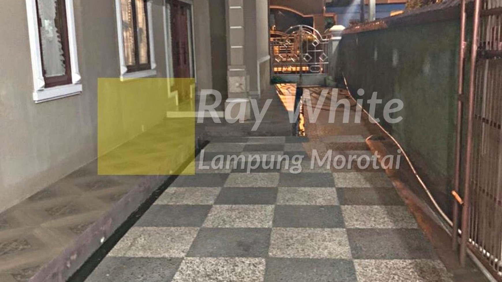 Dijual Rumah Mewah 7 Kamar Tidur di Sukabumi Bandar Lampung