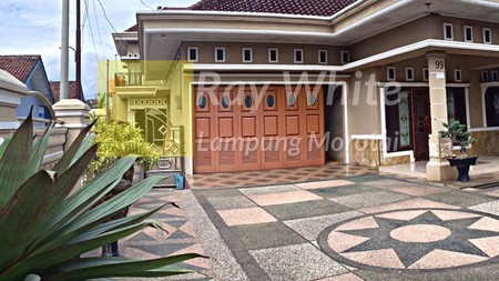 Dijual Rumah Mewah 7 Kamar Tidur di Sukabumi Bandar Lampung