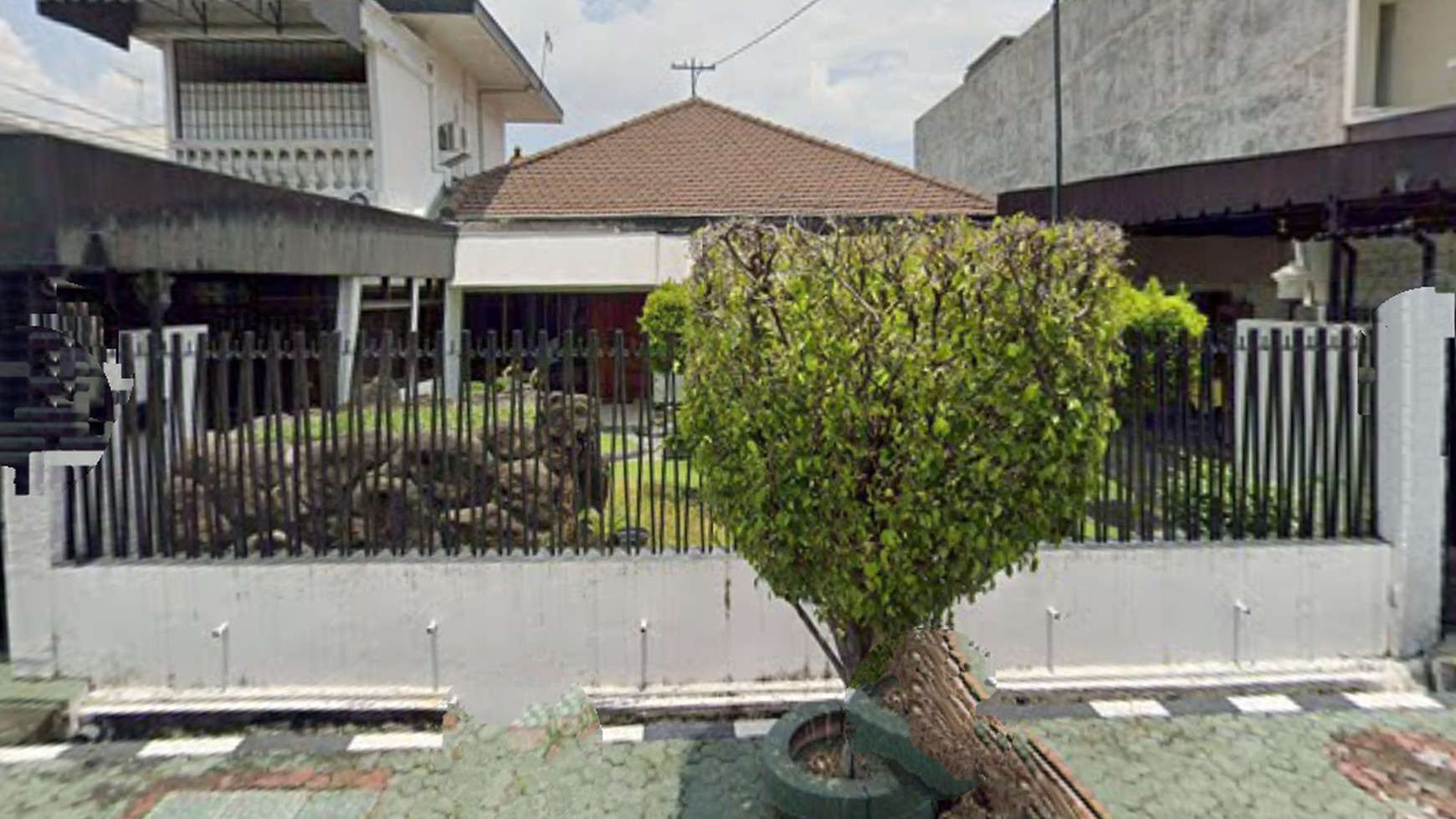 1593. Dijual Rumah Kupang Indah