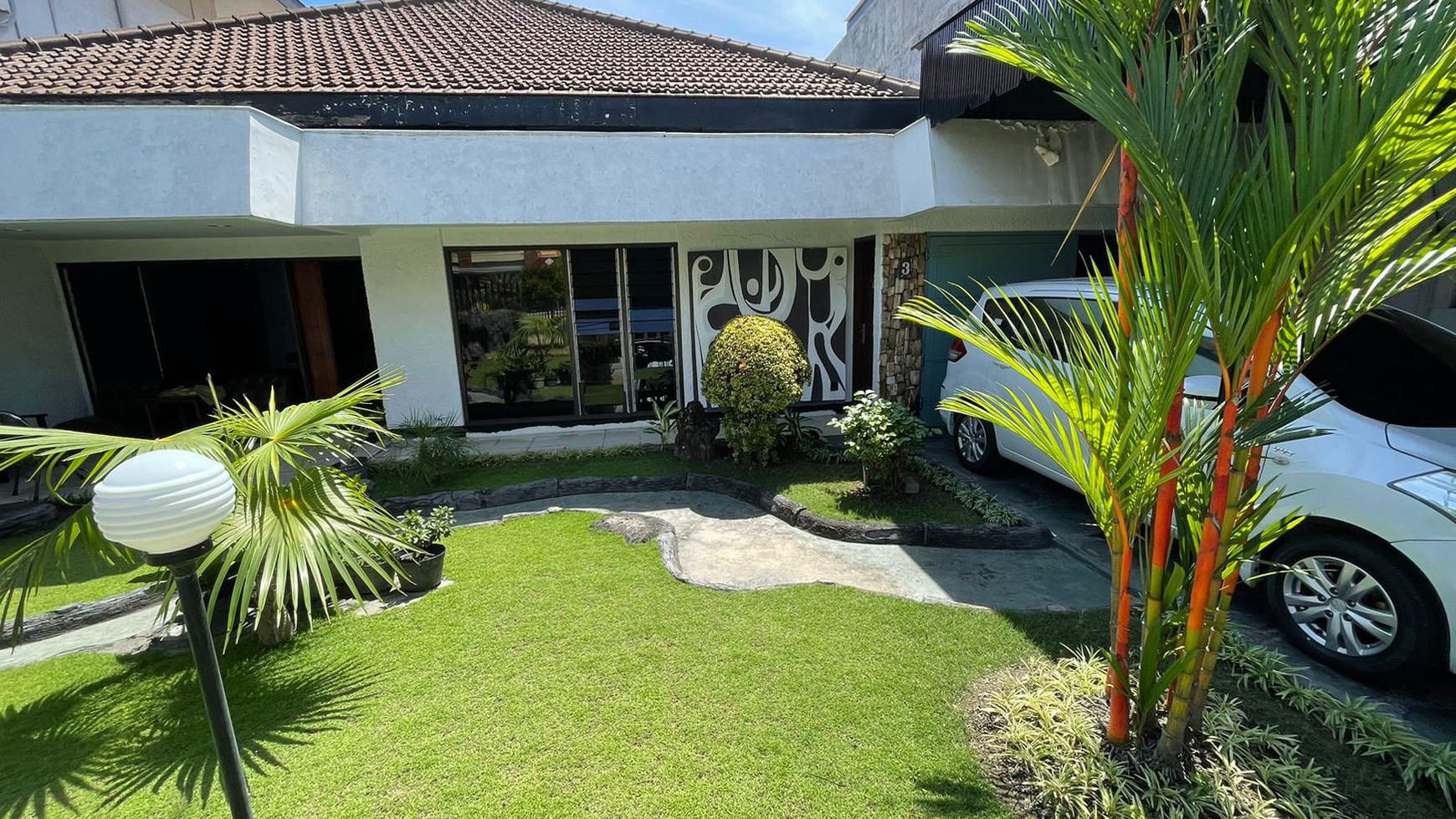 1593. Dijual Rumah Kupang Indah