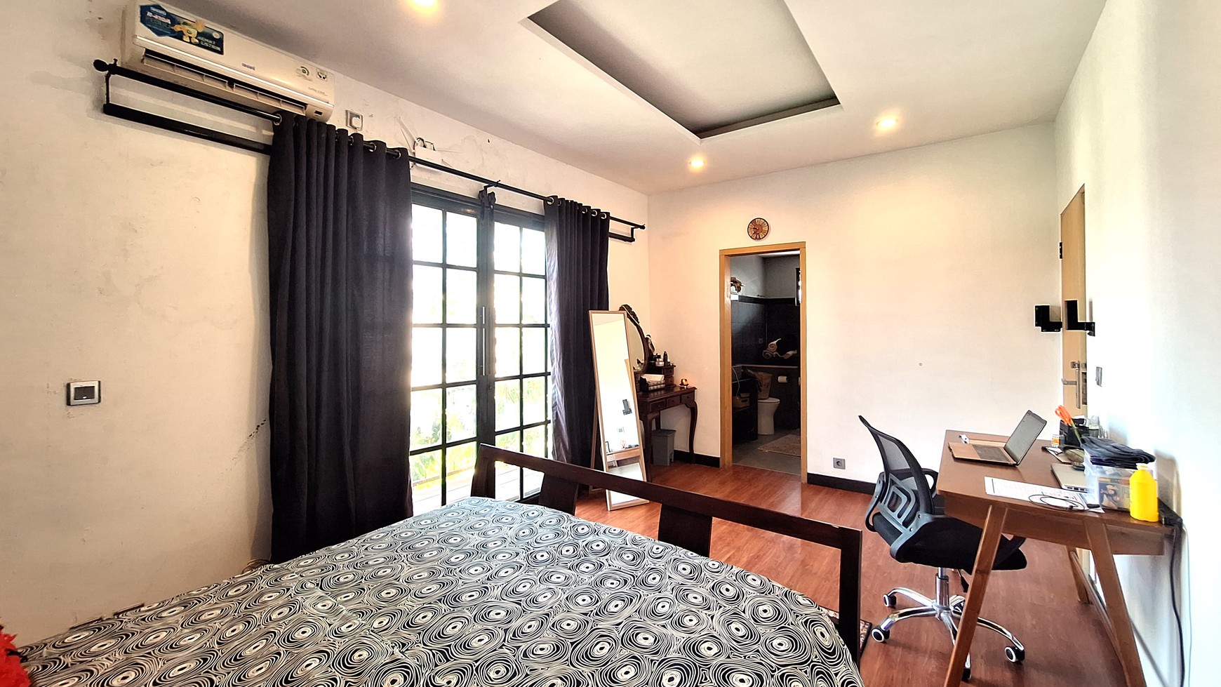 FOR SALE IN BALE YOGA RESIDENCE SANUR 1.5 KM FROM MERTASARI BEACH