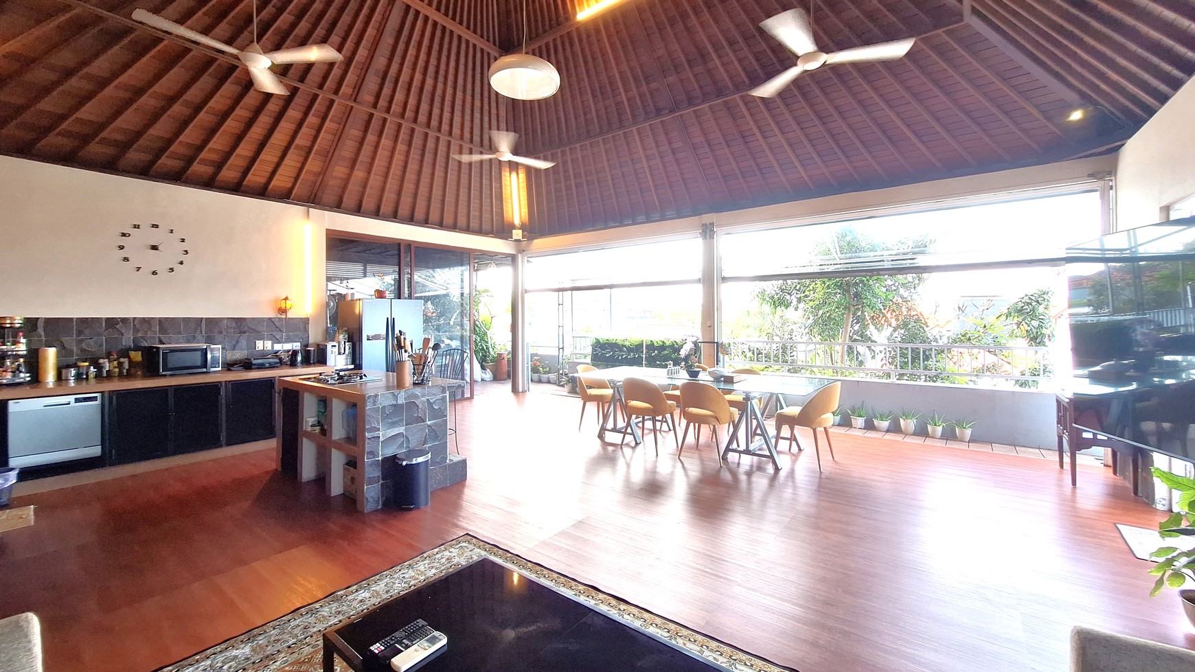 FOR SALE IN BALE YOGA RESIDENCE SANUR 1.5 KM FROM MERTASARI BEACH