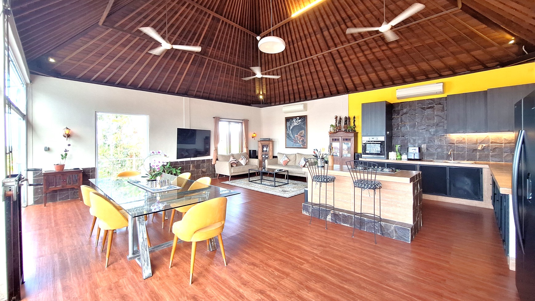 FOR SALE IN BALE YOGA RESIDENCE SANUR 1.5 KM FROM MERTASARI BEACH