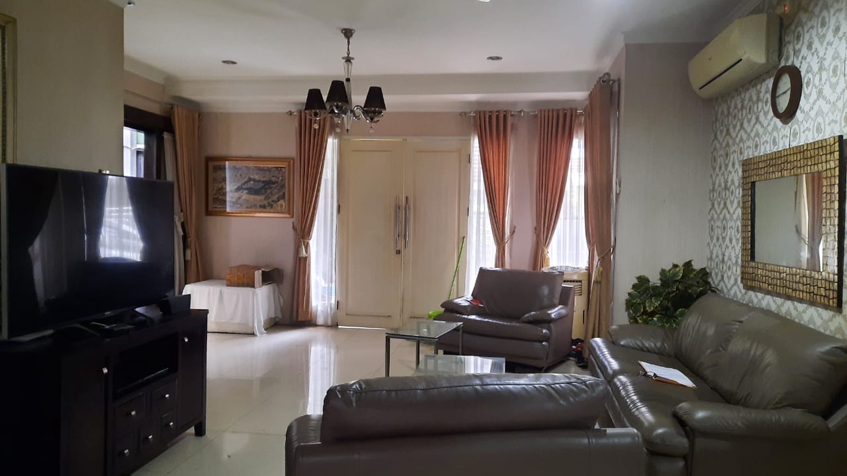 Rumah siap huni, Full Furnished di Bintaro.