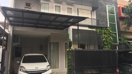 Rumah siap huni, Full Furnished di Bintaro.