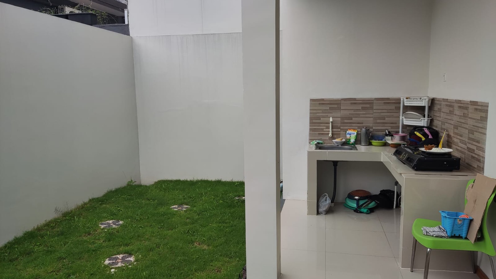 BAGUS! Rumah 2 Lantai Semifurnished  Siap Huni di Bali Garden City!