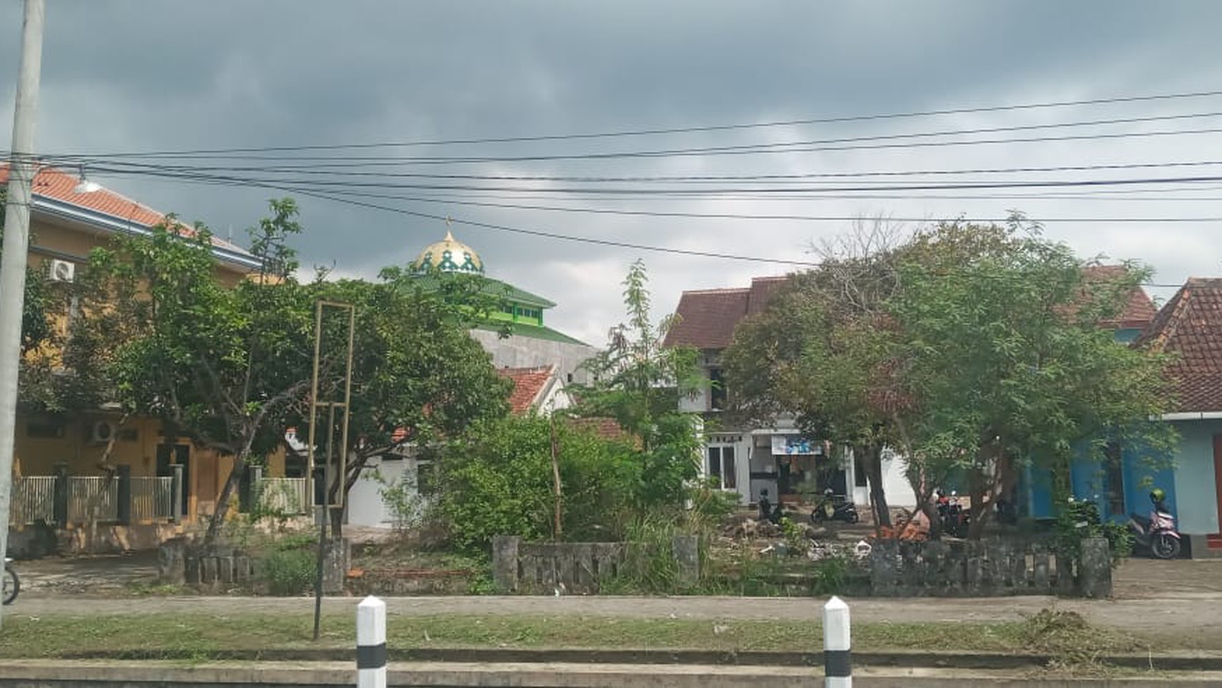 Tanah Luas 355 Meter Persegi Lokasi Maguwoharjo Depok Sleman