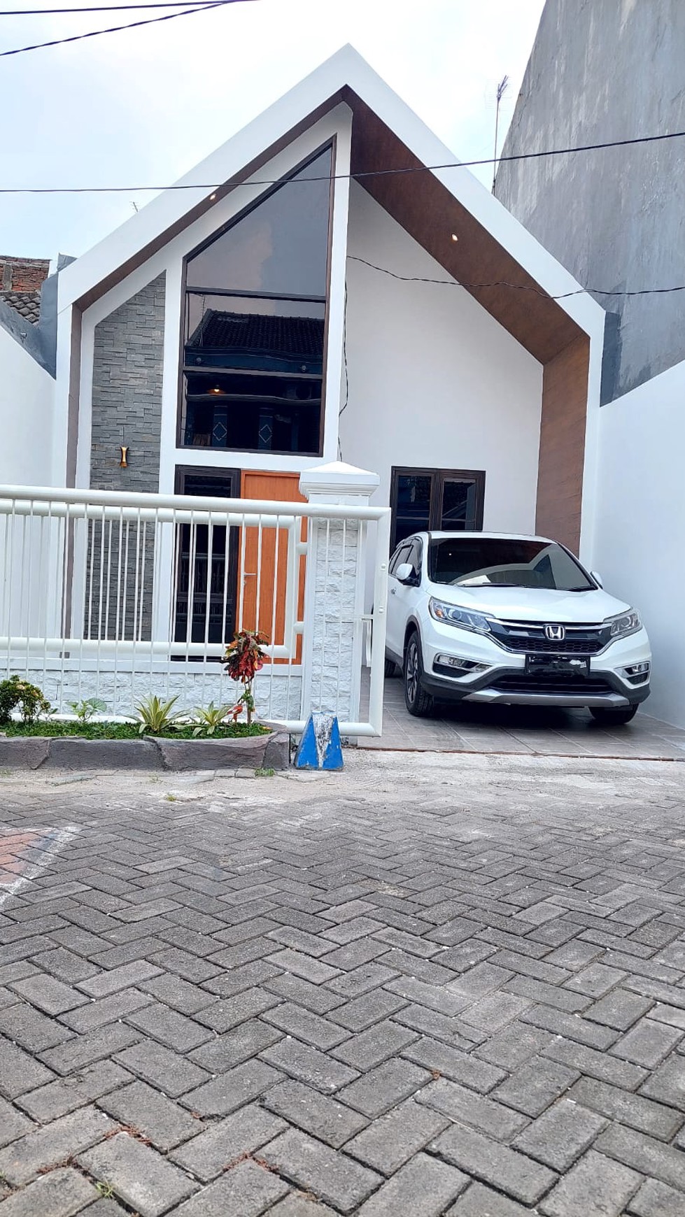 1578. Dijual Rumah Perum Gading Fajar 2 Sidoarjo