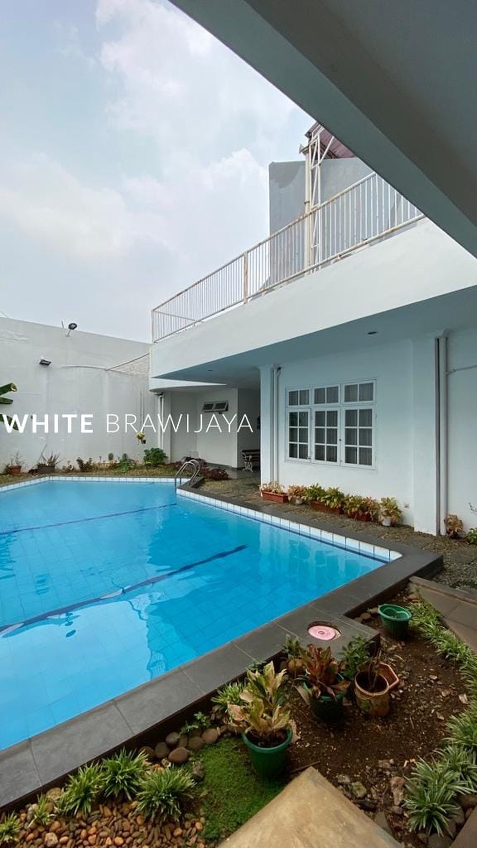 Rumah Besar Siap Huni Area Cipete Selatan