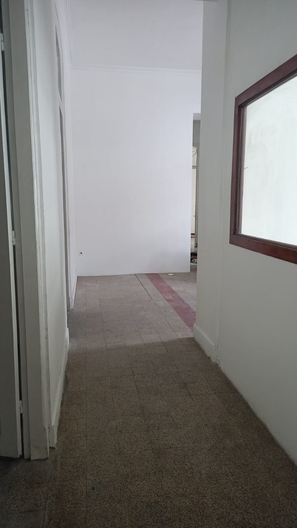 1572. Dijual Rumah Nias (daerah Gubeng) Surabaya Pusat