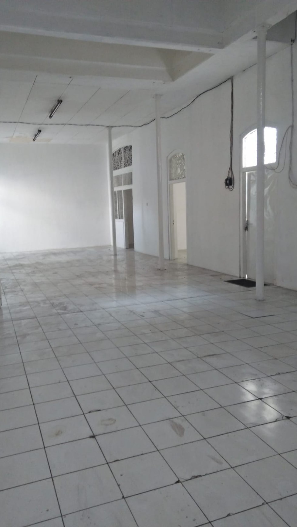 1572. Dijual Rumah Nias (daerah Gubeng) Surabaya Pusat 