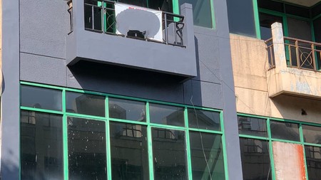 1570. Ruko pengampon Square Surabaya