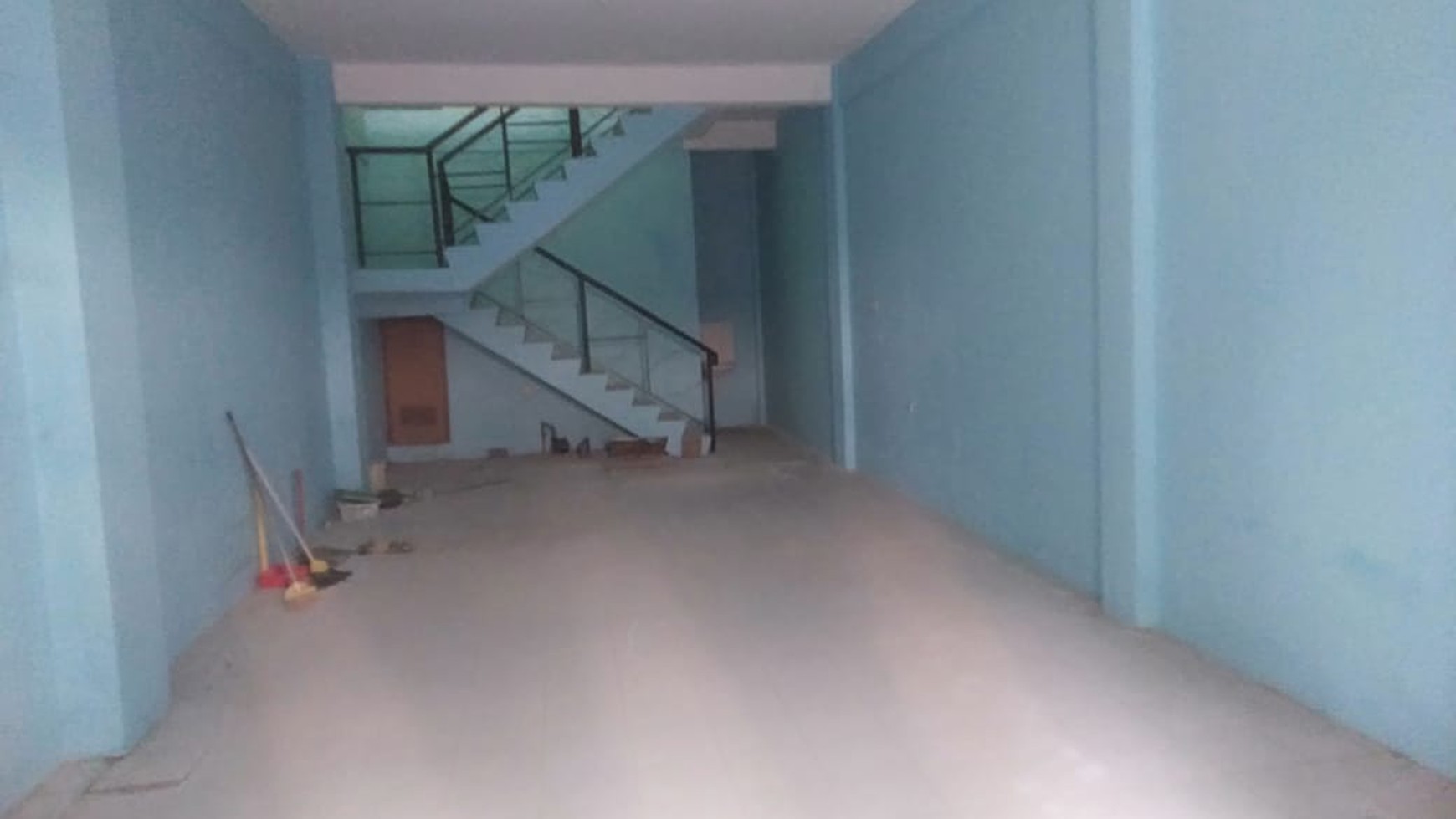 1570. Ruko pengampon Square Surabaya