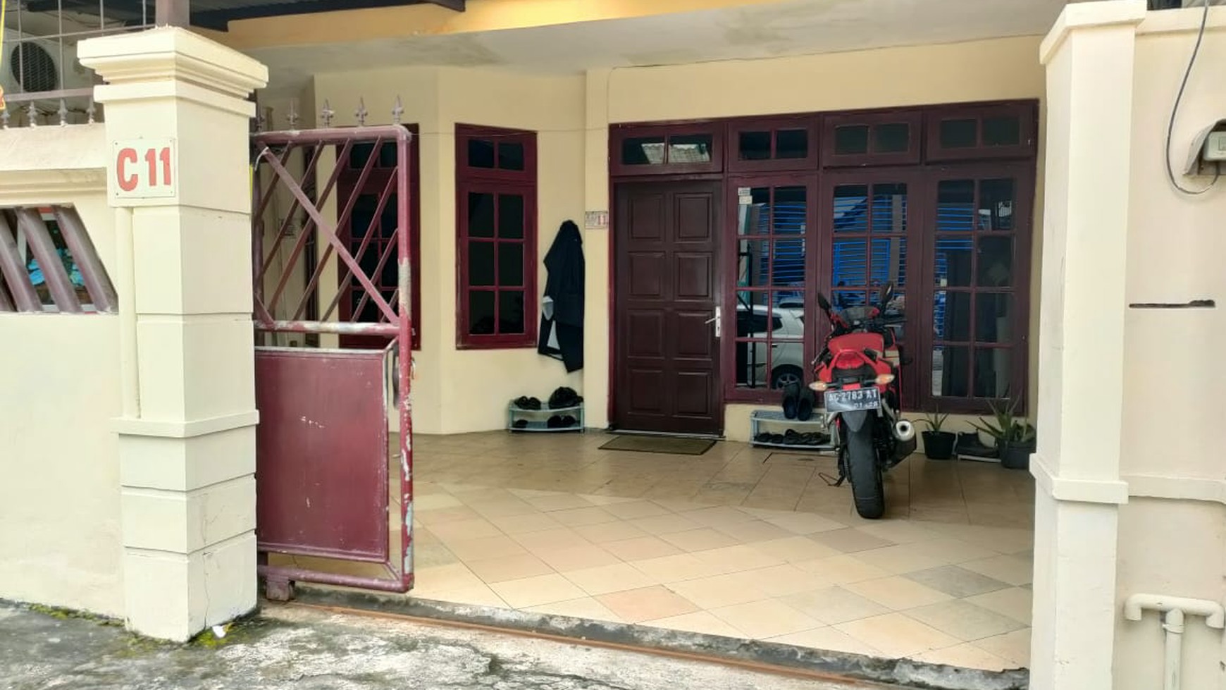 1568. Rumah kost Jl. Siwalankerto Permai I Surabaya Selatan