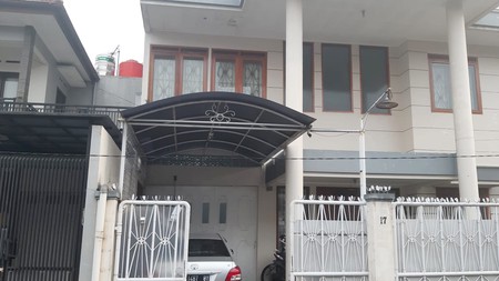 Rumah Asri Siap Pakai di Terusan Sindang Barang, Bandung