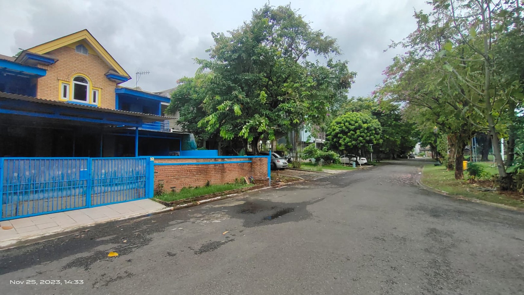 Jual rumah dukuh bima kota legenda, bekasi, lokasi tenang harga bagus.