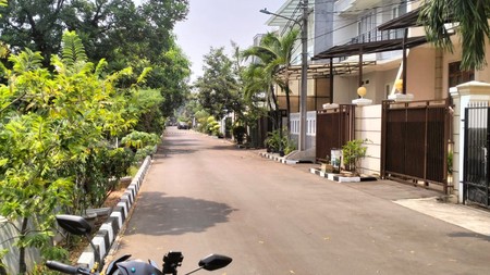 Rumah Kelapa Gading Janur Elok