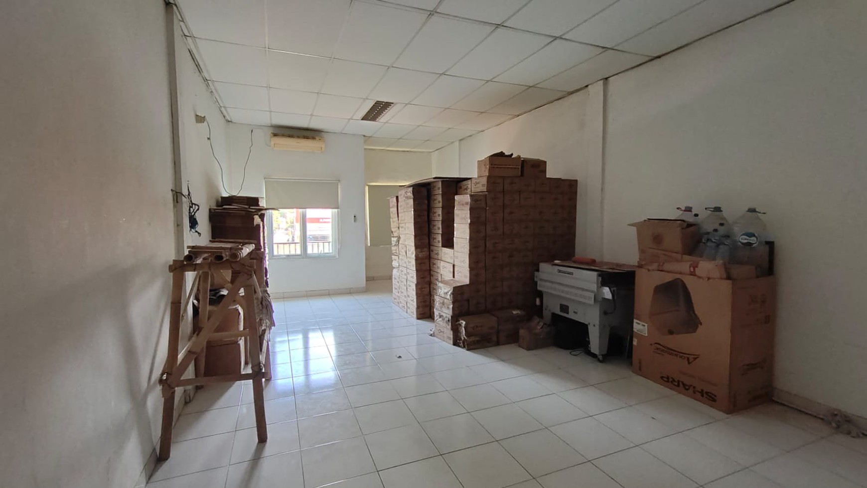 Ruko Casa Gardenia Wanasari Cibitung Bekasi 2 lantai sangat strategis.