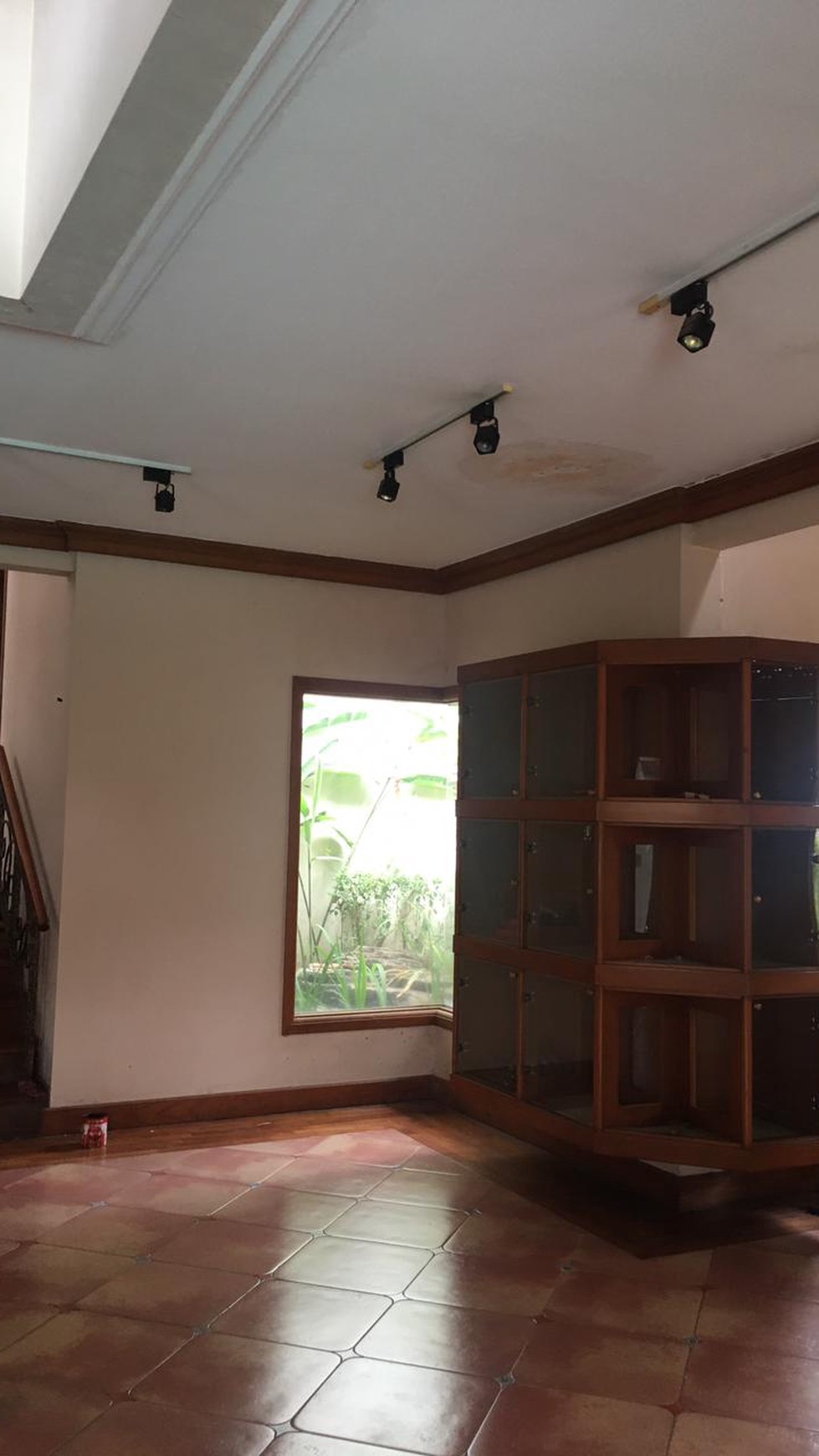 Rumah Tanah Luas Lokasi Exclusive Pondok Indah Jakarta Selatan