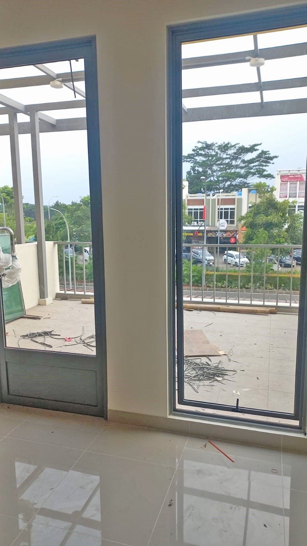 Ruko Maggiore Dijual Hadap Jalan di Gading Serpong