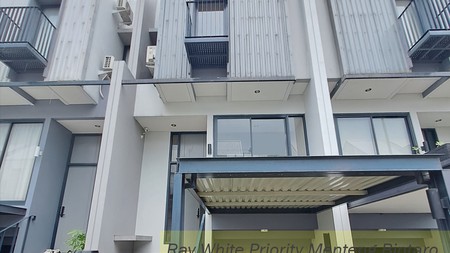 Brand New House with Modern Design, Greenwich Park, BSD, Tangerang Selatan #CHHR