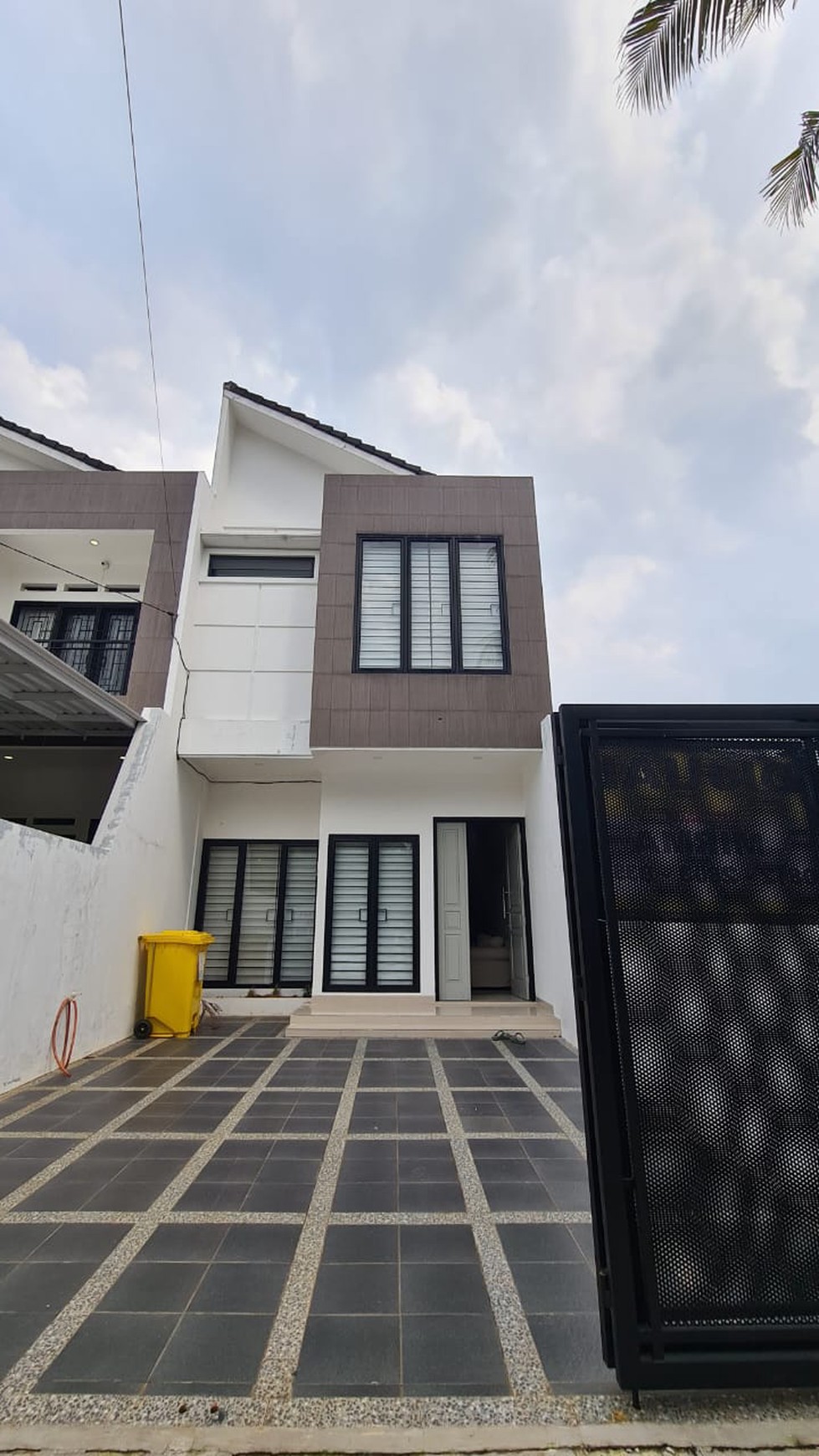 Rumah Idaman di Tengah Kemudahan di Cinere