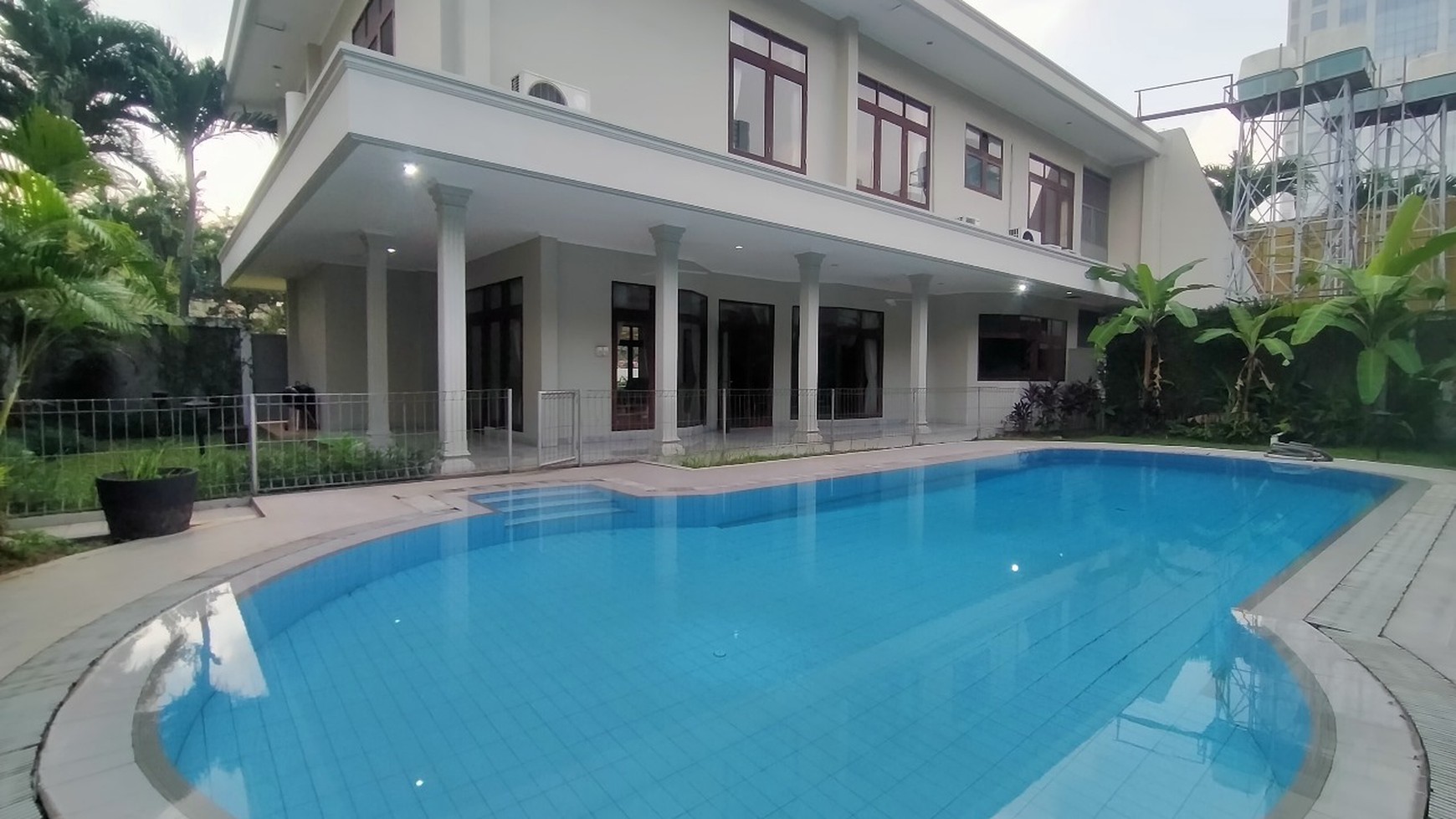 Kavling Komersial Dengan Bonus 17 Rumah di TB Simatupang Jakarta Selatan