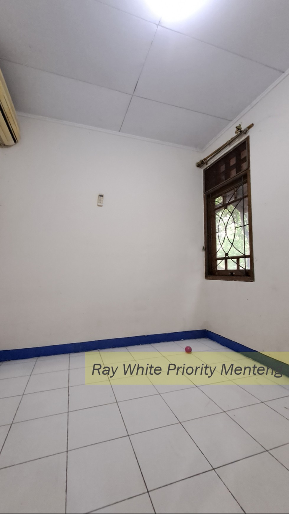 Rumah 2 Lantai Hook Dalam Komplek dengan Lokasi yang Strategis, Nusa Loka BSD, Tangerang Selatan