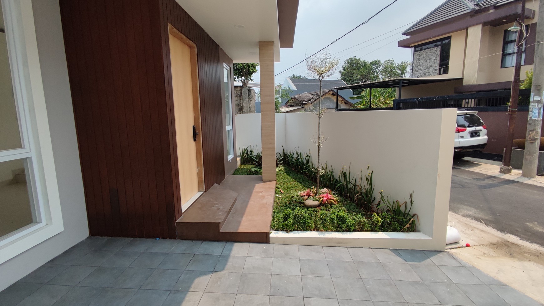 Rumah Bagus 2 Lantai Bumi Puspitek Asri
