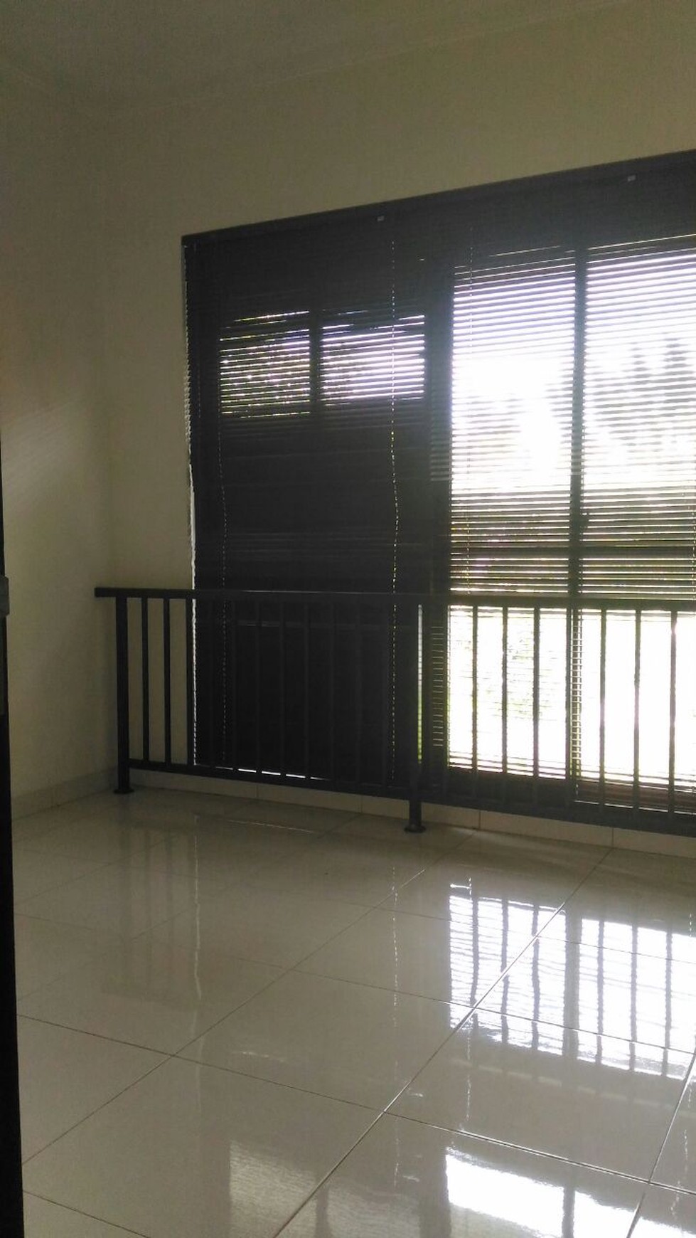 Rumah siap huni,dalam cluster,bagus, sektor 9 bintaro jaya.