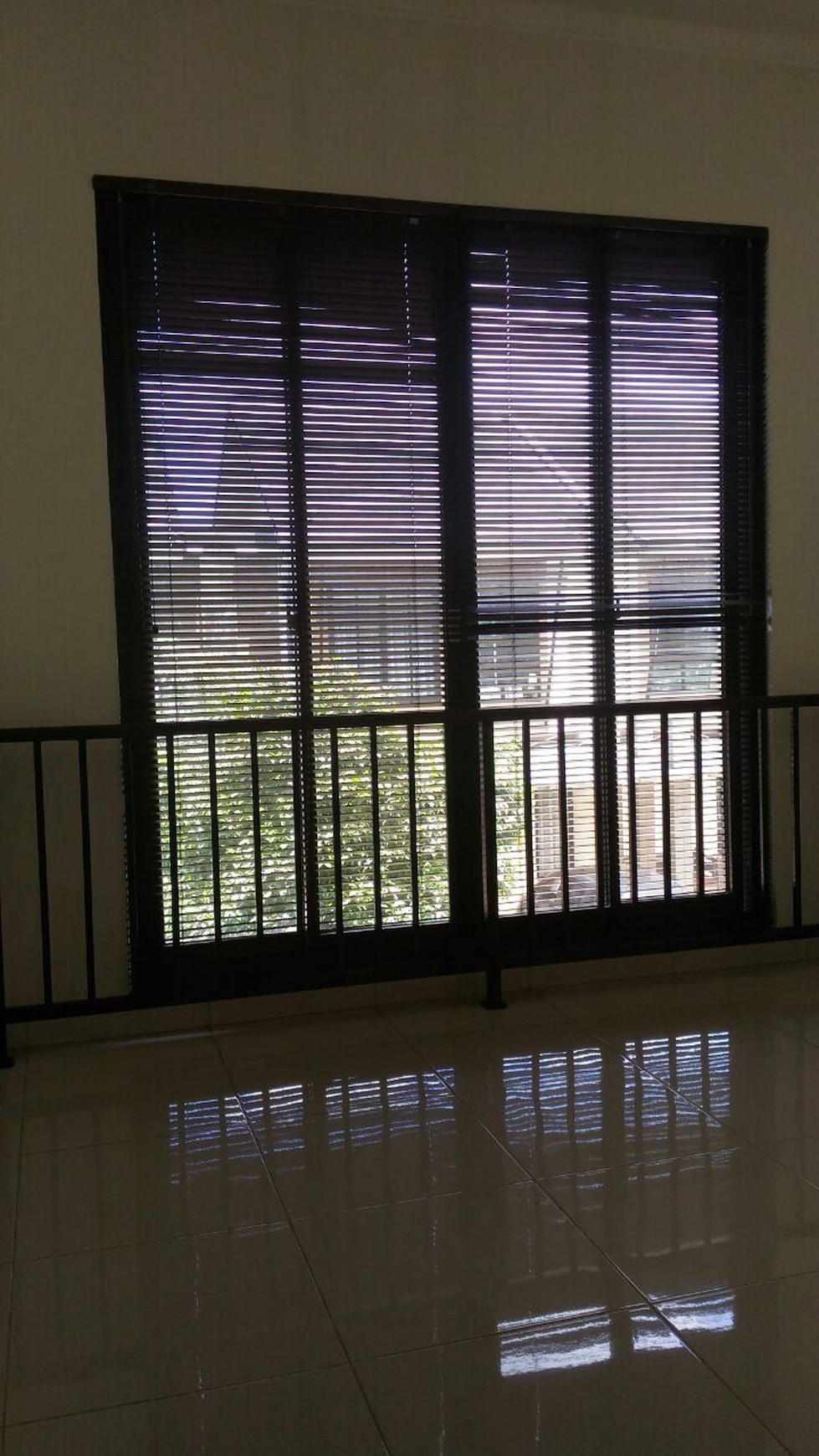 Rumah siap huni,dalam cluster,bagus, sektor 9 bintaro jaya.