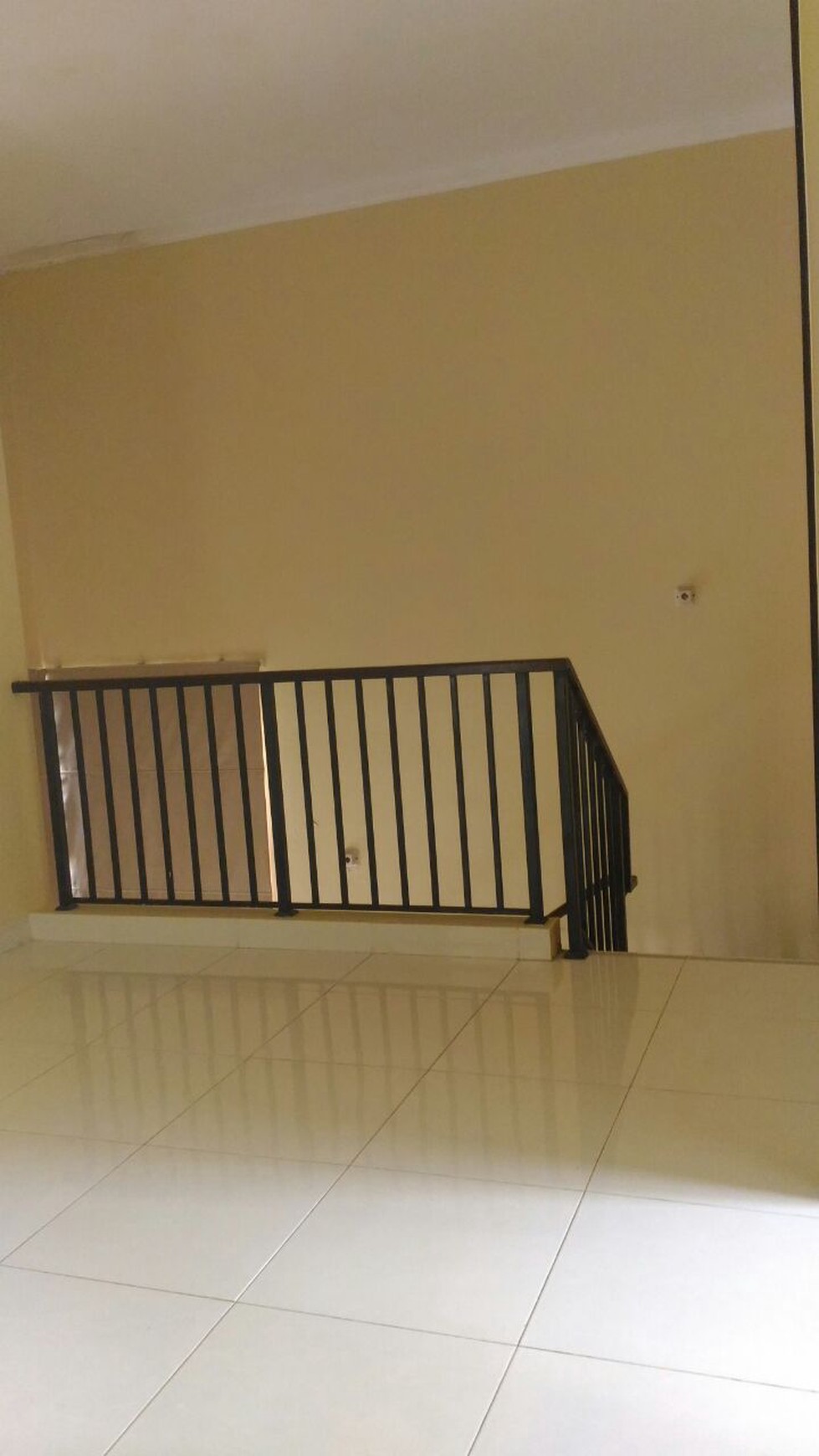 Rumah siap huni,dalam cluster,bagus, sektor 9 bintaro jaya.