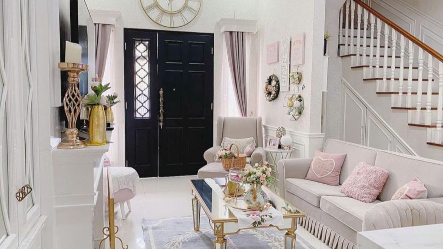 Rumah Modern Clasic 3Lantai Saja Dekat Akses Tol Diarea Bintaro 