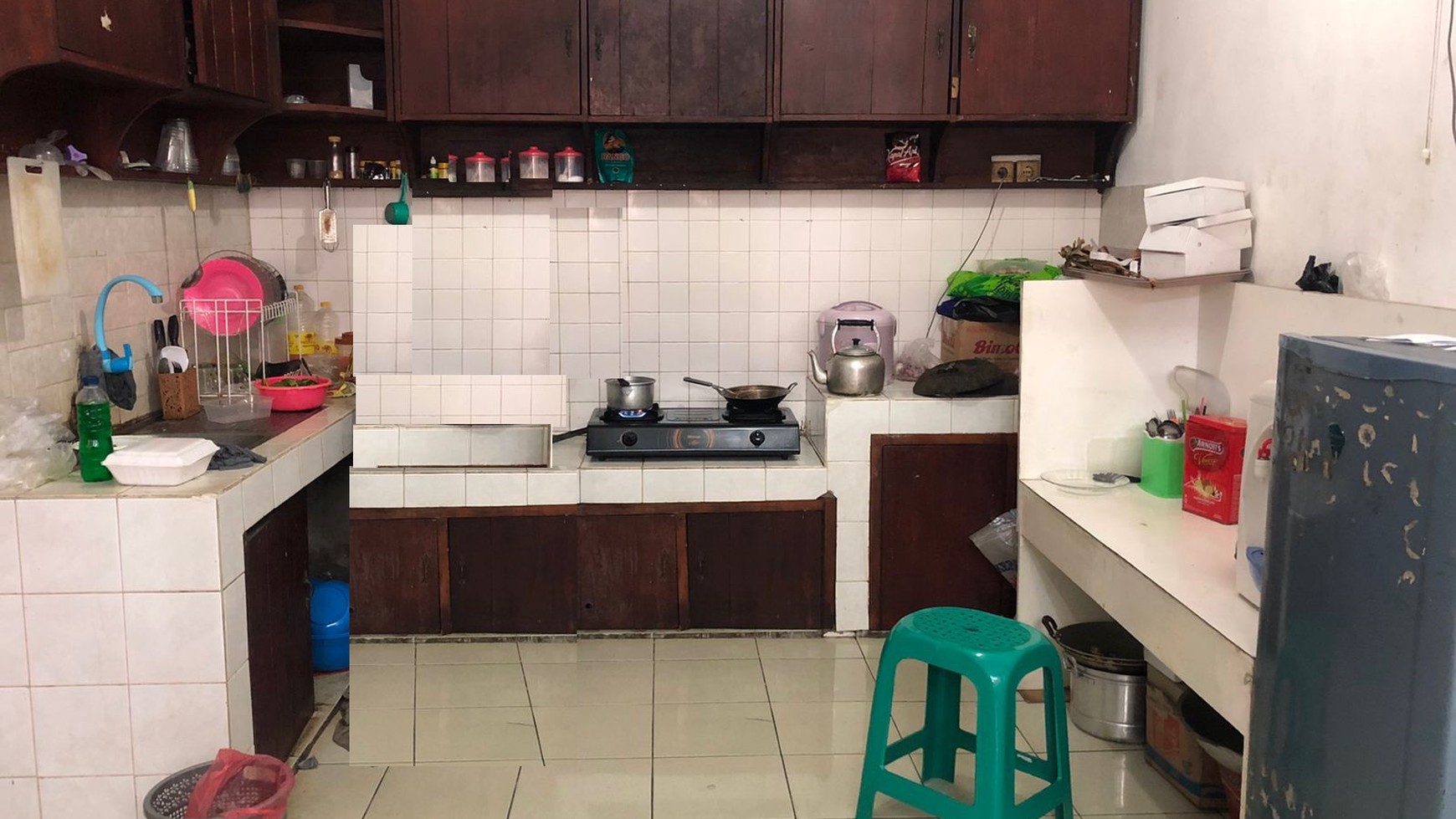 Rumah Luas Dekat Pusat Bisnis Cipadu & Akses Toll JORR Di Area Larangan Selatan