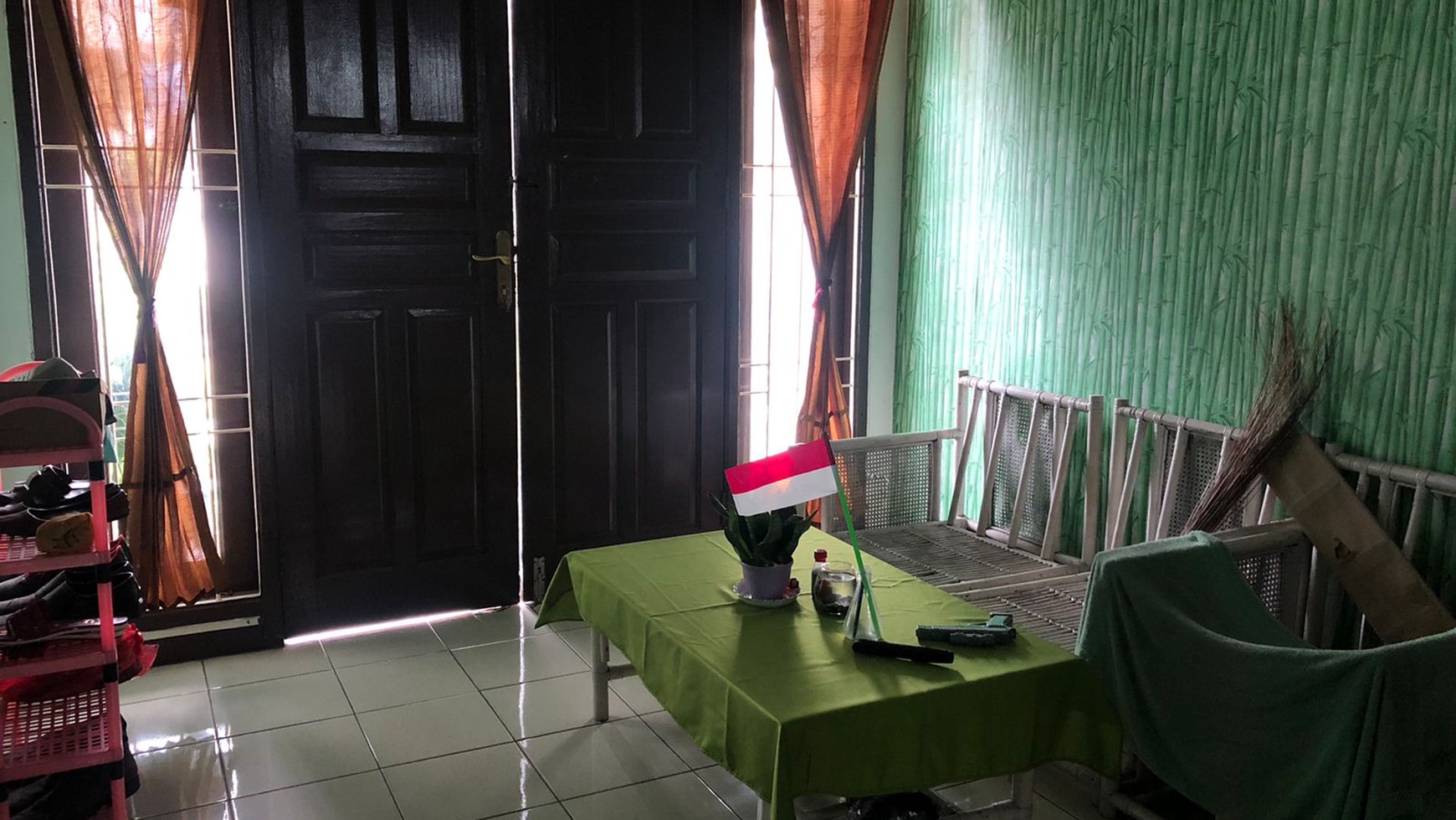 Rumah Luas Dekat Pusat Bisnis Cipadu & Akses Toll JORR Di Area Larangan Selatan