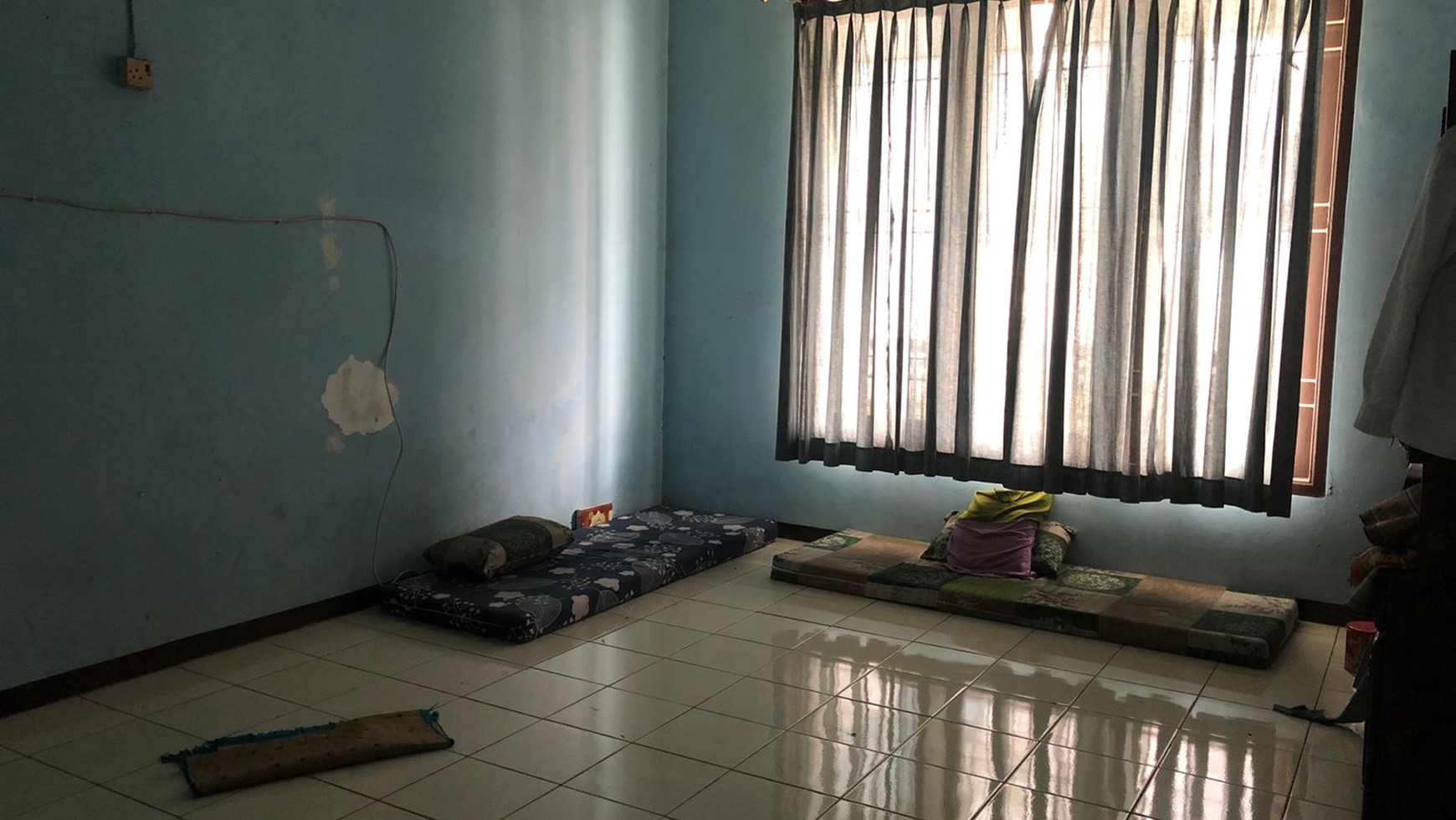 Rumah Luas Dekat Pusat Bisnis Cipadu & Akses Toll JORR Di Area Larangan Selatan