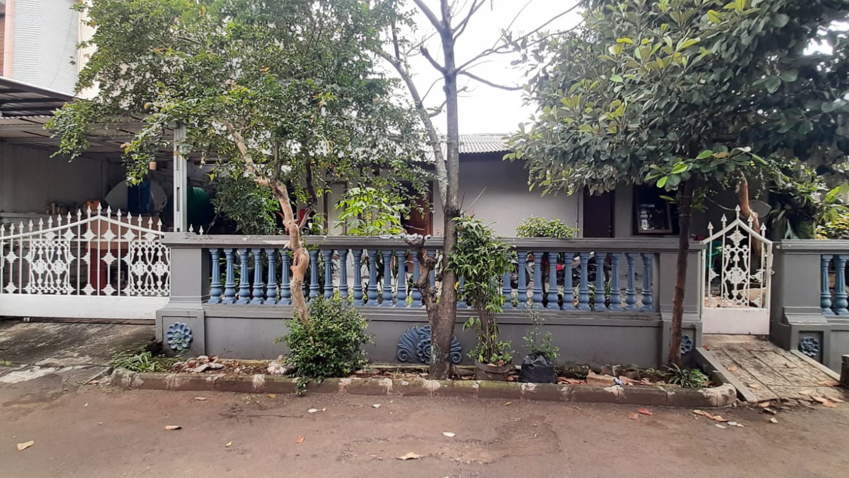 Rumah Asri Diarea Pondok Jaya Dekat Kampus STAn Stasiun Comutter & Akses Toll 