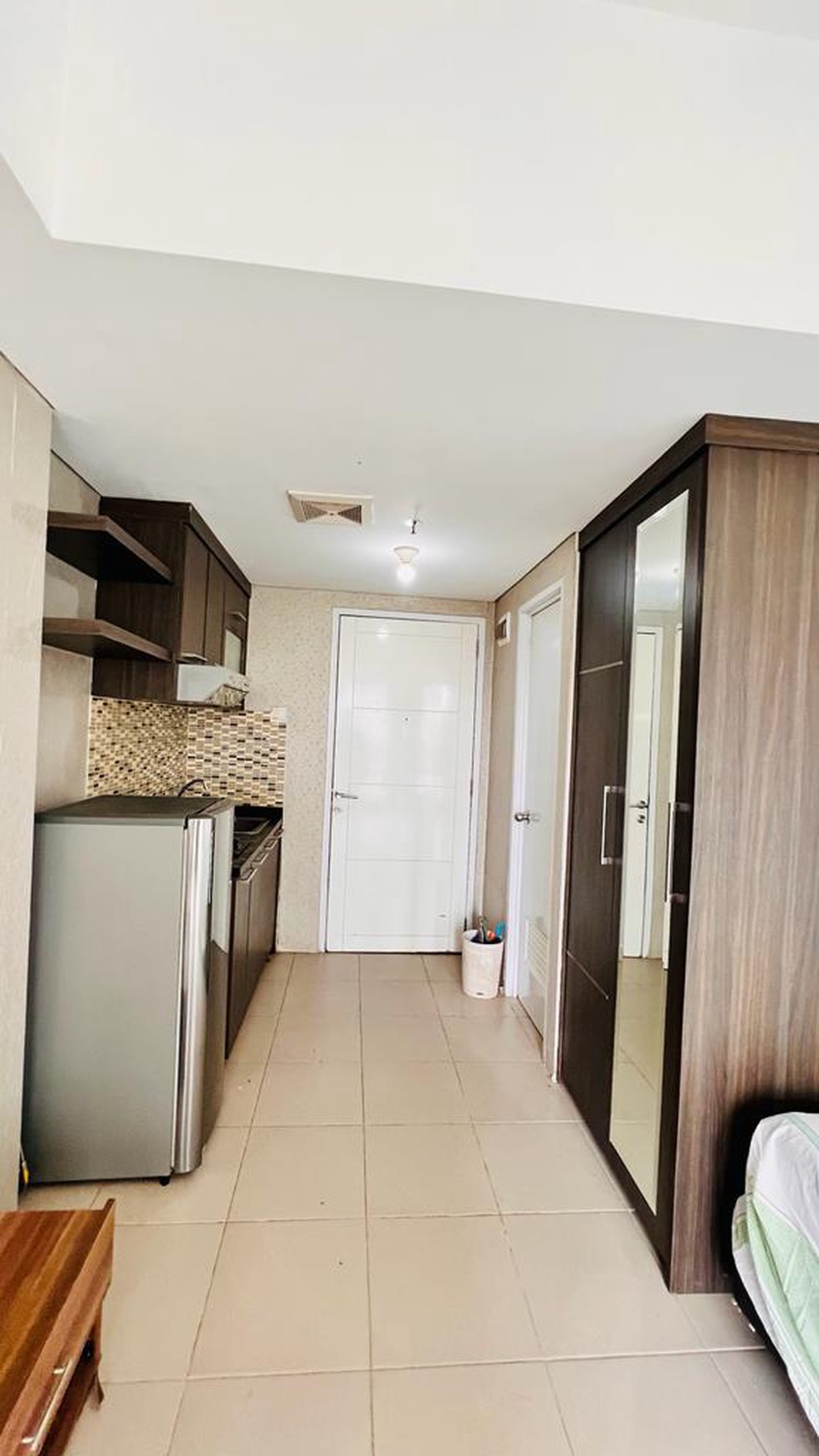 Apartemen The Altiz lantai 1 di Bintaro Sektor 3A dekat dg Bintaro Plaza, sklh Pembangunan Jya, RS Mitra Kelurga.