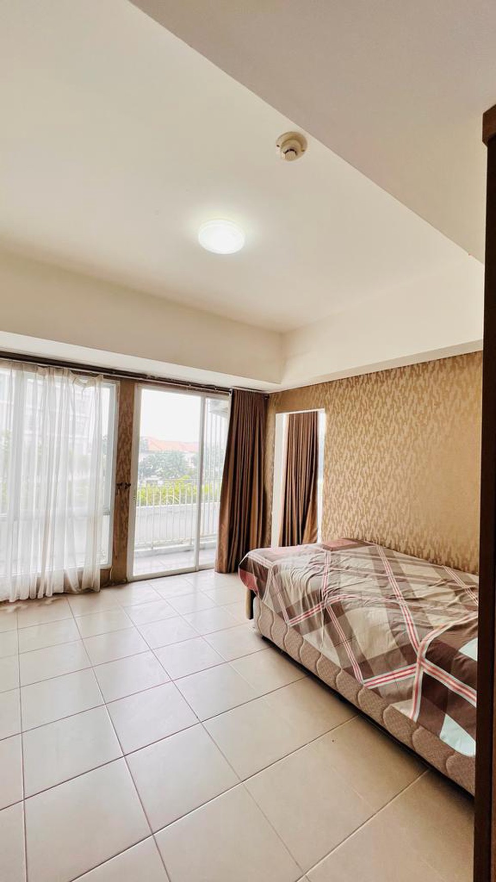 Apartemen The Altiz lantai 1 di Bintaro Sektor 3A dekat dg Bintaro Plaza, sklh Pembangunan Jya, RS Mitra Kelurga.