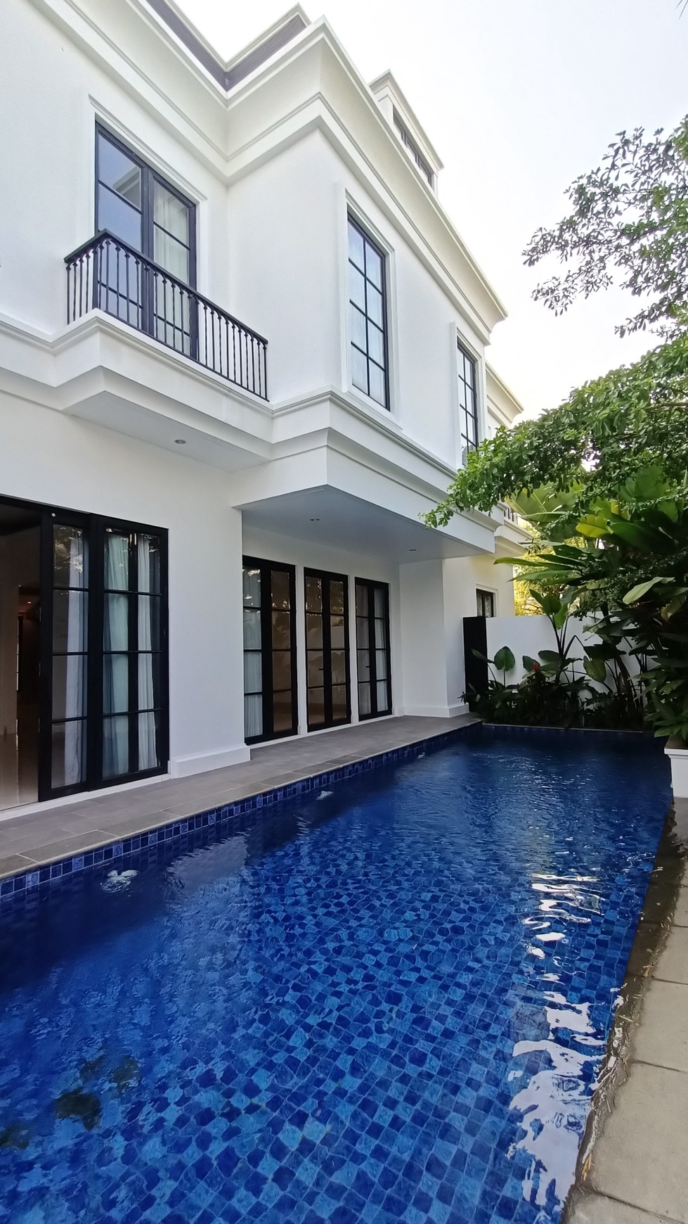 Beautiful House di Area yang Tenang dan Nyaman