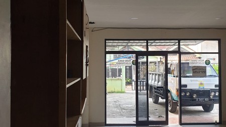Dijual Ruang Usaha Lokasi Strategis dan Kawasan Ramai @Paku Jaya, Serpong Utara