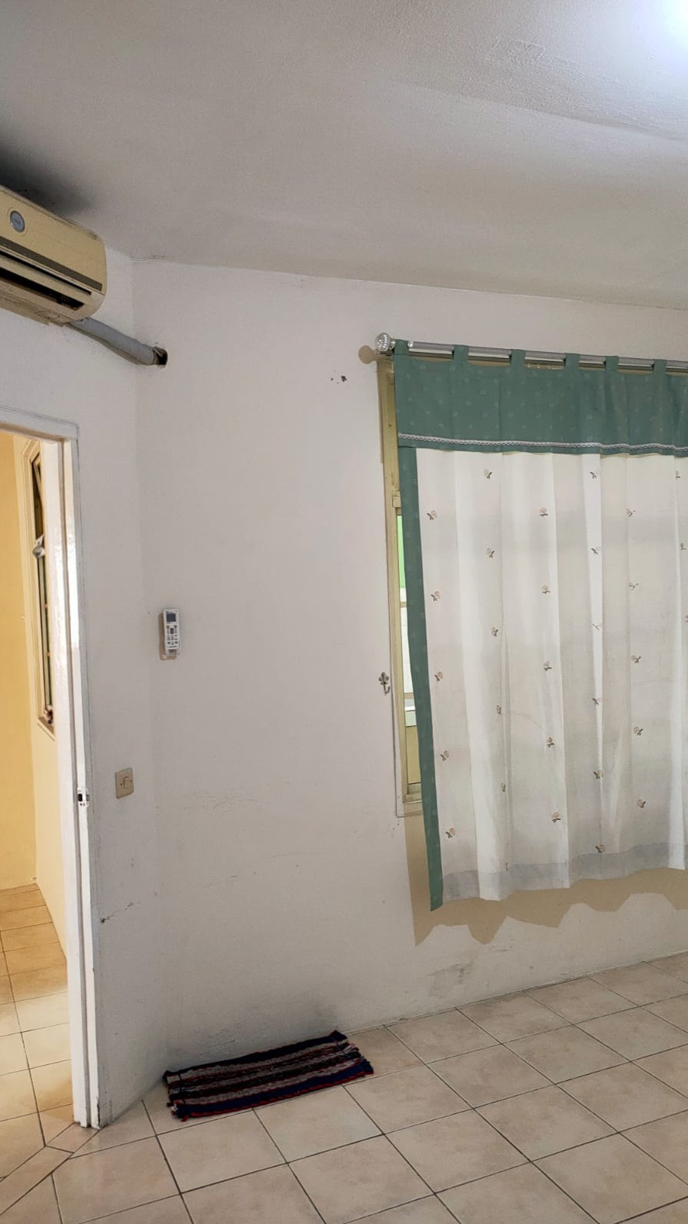 Disewakan murah townhouse Taman Paris 1 Lippo Karawaci - Tangerang