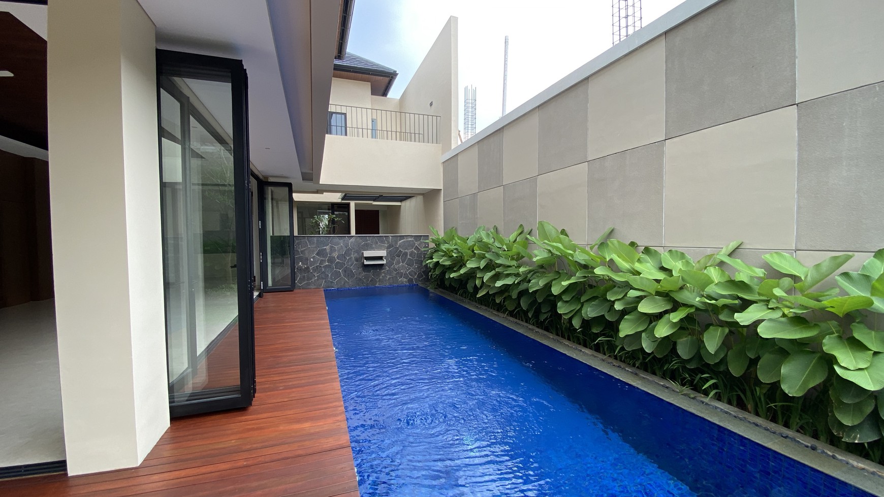 Brand new modern house at kemang dalam area