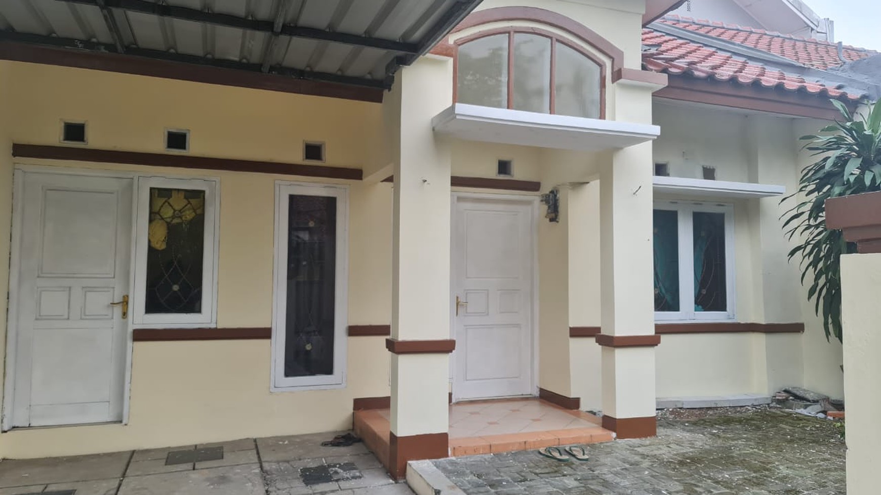 Rumah Rapi Siap Huni dengan Hunian Nyaman dan Lingkungan Asri @Perum Harapan Indah, Bekasi