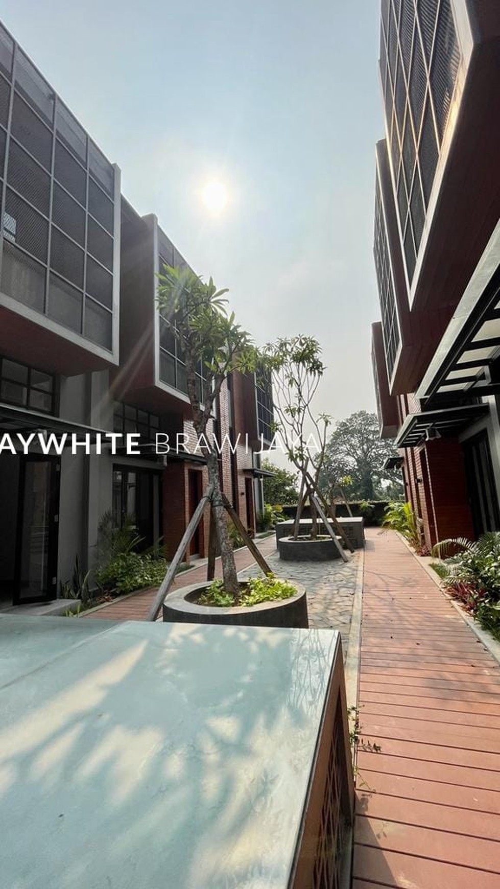 Brand New Townhouse Area Kemang Terusan